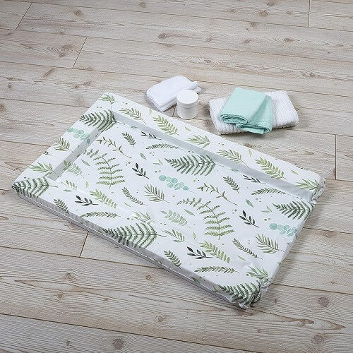 Cloth nappies, change mats, Tote Bags and reusable accessories for baby change time.