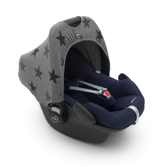 The Dooky Car Seat Hoody protects your little one from UV, wind, light, cold, noise and light rain – whilst making your car seat and travel system look great!