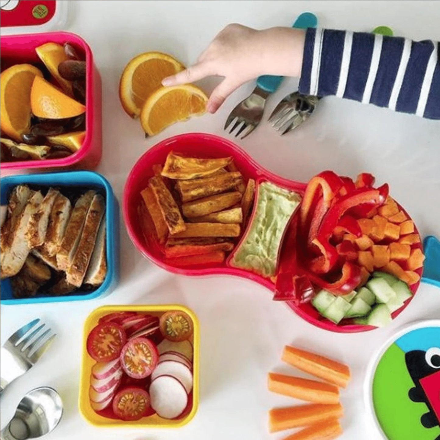 TUM TUM Lunch Box with Dipping Pot Separator, featuring healthy snacks like veggies, chicken, and dip, ideal for kids' balanced meals.