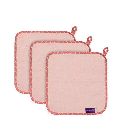 These beautiful quality baby washcloths are baby bath essentials, made with silky soft bamboo fibre and cotton so they’re naturally anti-bacterial, pH balanced and more absorbent than pure cotton alone. The handy loop means they can be hung up to help them dry more quickly.